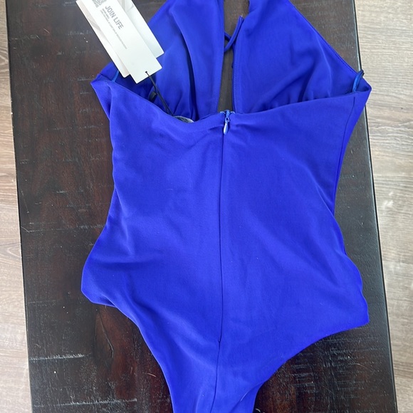 Halter bodysuit 3D flower size S NWT - Picture 12 of 15